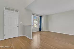 20 Mulberry Ln, Holmdel, NJ 07733 - Photo 3