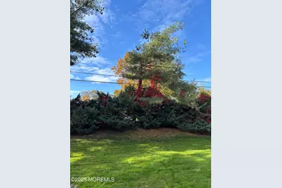 159 Village Green Way, Hazlet Township, NJ 07730 - Photo 17