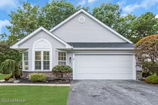 2 Schoolhouse Ln, Lakewood, NJ 08701 - Photo 3