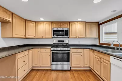 9 Fountain Avenue, Matawan, NJ 07747 - Photo 13