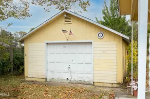 219 Kettle Creek Rd, Toms River Township, NJ 08753 - Photo 3