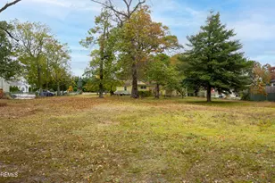 219 Kettle Creek Rd, Toms River Township, NJ 08753 - Photo 11