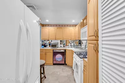 120 Oakwood Drive, Brick, NJ 08723 - Photo 33