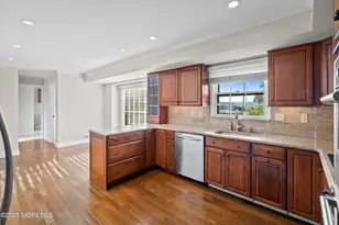 27 Magnolia Ln, Toms River Township, NJ 08753 - Photo 17