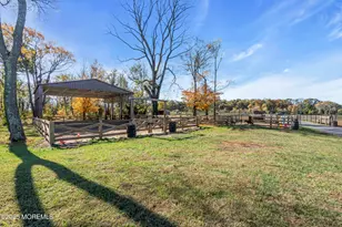 42 Hill Rd, Allentown, NJ 08501 - Photo 5