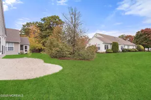 90 Skyline Dr, Lakewood, NJ 08701 - Photo 23