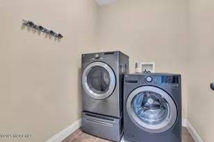 602 Park Ave, Port Monmouth, NJ 07758 - Photo 31