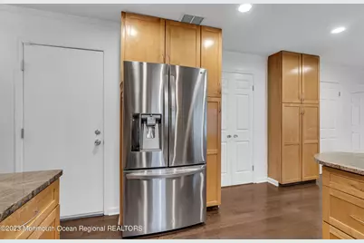 2912 Logan Road, Oakhurst, NJ 07755 - Photo 9