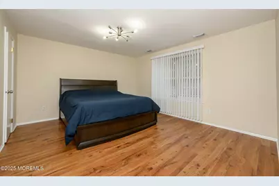 184 Edinburgh Court, Matawan, NJ 07747 - Photo 17