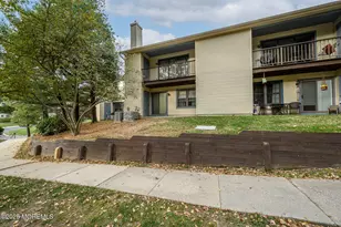 184 Edinburgh Ct, Matawan, NJ 07747 - Photo 23