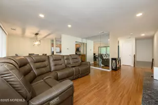 184 Edinburgh Ct, Matawan, NJ 07747 - Photo 5