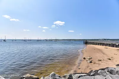 389 Jeffries Street, Perth Amboy, NJ 08862 - Photo 27