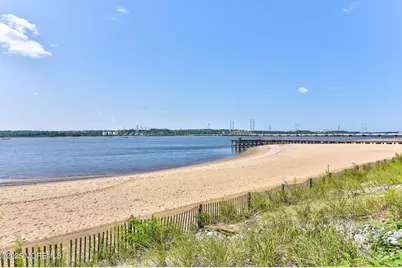 389 Jeffries Street, Perth Amboy, NJ 08862 - Photo 17