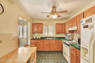 389 Jeffries St, Perth Amboy, NJ 08862 - Photo 5