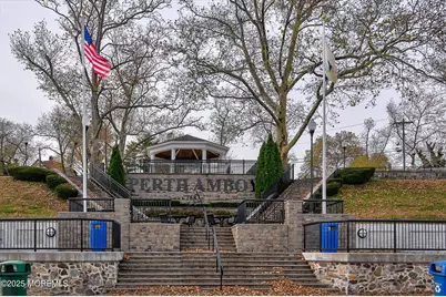 389 Jeffries Street, Perth Amboy, NJ 08862 - Photo 23