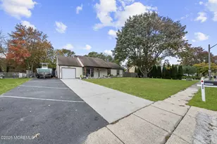 954 Vaughn Ave, Toms River Township, NJ 08753 - Photo 3