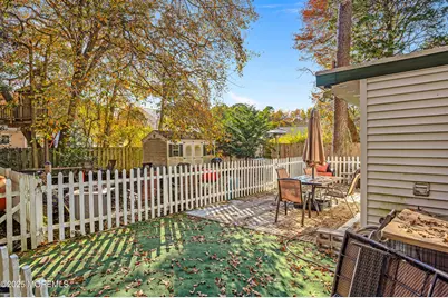 605 Sinclair Avenue, Lanoka Harbor, NJ 08734 - Photo 17