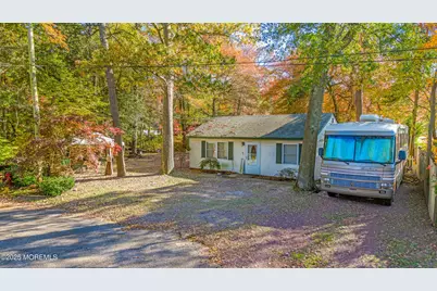 605 Sinclair Avenue, Lanoka Harbor, NJ 08734 - Photo 3