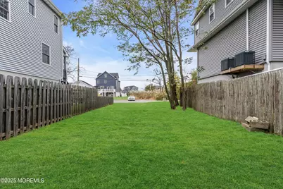 19 Brainard Avenue, Middletown, NJ 07758 - Photo 33