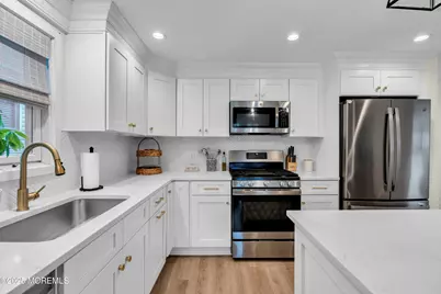 19 Brainard Avenue, Middletown, NJ 07758 - Photo 11