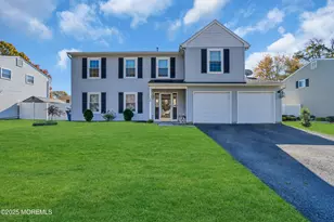 46 Berkshire Dr, Howell Township, NJ 07731 - Photo 5