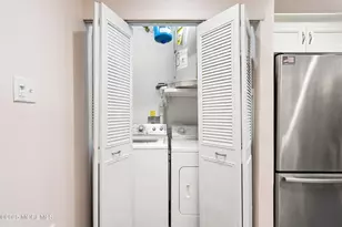 19 Manchester Ct, Red Bank, NJ 07701 - Photo 11