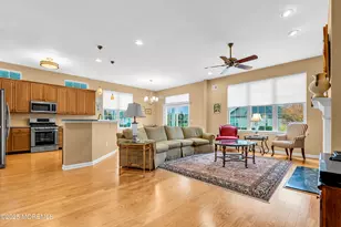 4 Exeter Dr, Freehold, NJ 07728 - Photo 27