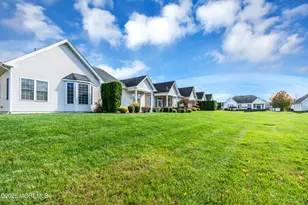 4 Exeter Dr, Freehold, NJ 07728 - Photo 15