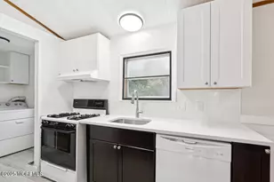 5 Fallow Dr, Manalapan Township, NJ 07726 - Photo 11