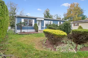 5 Fallow Dr, Manalapan Township, NJ 07726 - Photo 3