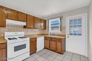 136 Orlando Blvd, Toms River Township, NJ 08757 - Photo 21