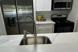 28 Delavan Ct, New Brunswick, NJ 08901 - Photo 5