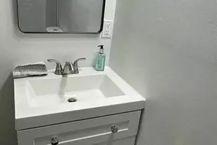 28 Delavan Ct, New Brunswick, NJ 08901 - Photo 9