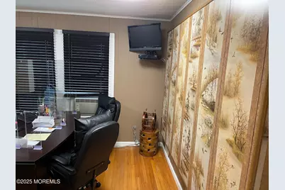 190 South Street, Freehold, NJ 07728 - Photo 9