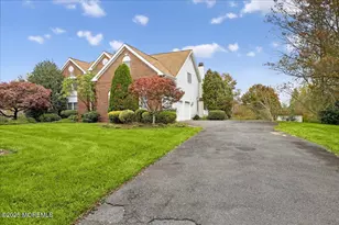 89 Gravel Hill Rd, Freehold, NJ 07728 - Photo 5