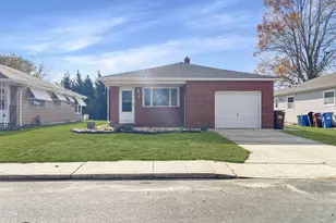 17 Christiansted St, Toms River Township, NJ 08757 - Photo 3