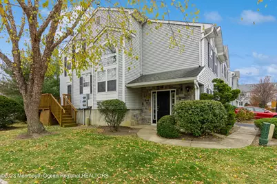 34 Chimney Court #181, Laurence Harbor, NJ 08879 - Photo 1