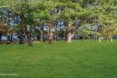 1086 Edgebrook Drive S, Toms River Township, NJ 08757 - Photo 19