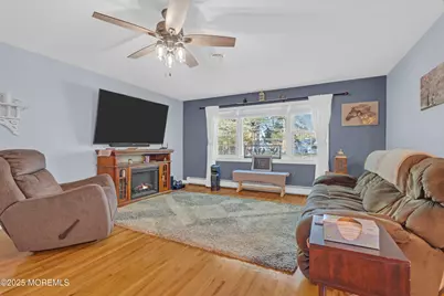 1086 Edgebrook Drive S, Toms River Township, NJ 08757 - Photo 5