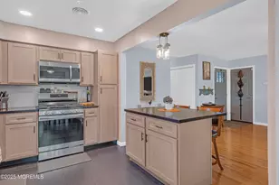 1086 Edgebrook Dr S, Toms River Township, NJ 08757 - Photo 9