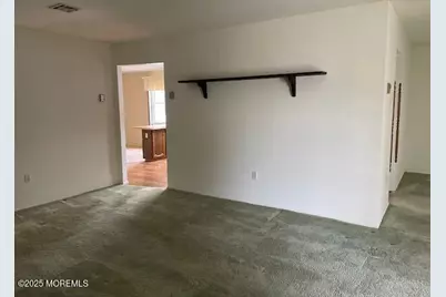 42 Lauren Lane S, Brick, NJ 08723 - Photo 3