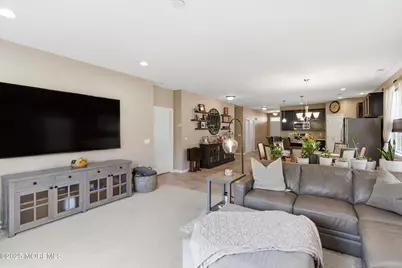 9 Eagle Ridge Circle, Lakewood, NJ 08701 - Photo 11