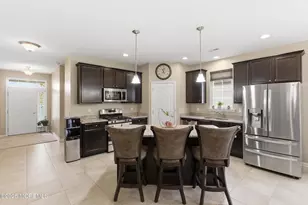 9 Eagle Ridge Cir, Lakewood, NJ 08701 - Photo 7