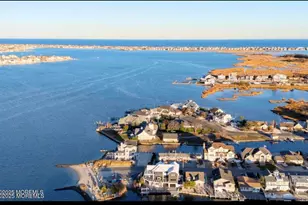 53 Driftwood Dr, Brick, NJ 08723 - Photo 5