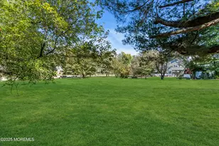 33 Swartzel Dr, Middletown, NJ 07748 - Photo 17