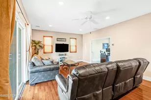 732 Wellington Ave, Toms River Township, NJ 08757 - Photo 13