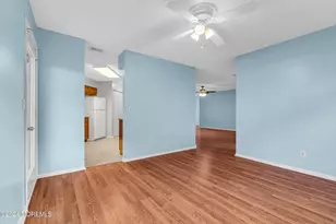 621 Waters Edge Dr, Toms River Township, NJ 08753 - Photo 9