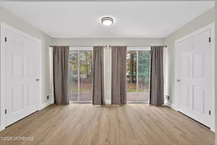 61 Albury Way, North Brunswick Township, NJ 08902 - Photo 15