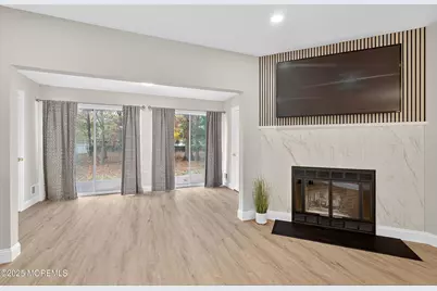 61 Albury Way, North Brunswick Township, NJ 08902 - Photo 17