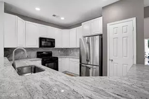 100 Pine St, Lakehurst, NJ 08733 - Photo 9